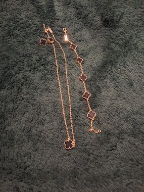 Rose Gold Clover Pendant Necklace and Bracelet Set